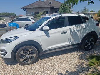 Hyundai tucson 2.0 CRDI 4x4 manuál - 3