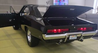 Dodge Charger Deagostini 1:8 - 3