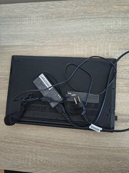 Lenovo V15 G2 - ako nový - i3 12.generácie - 3
