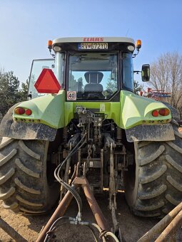 Traktor Claas Arion 640 - 3