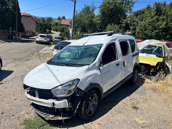 Dacia dokker po nehode - 3