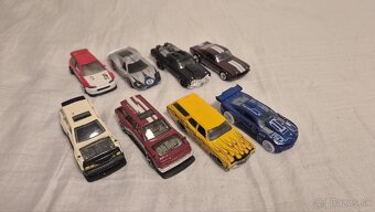 Hot Wheels - 3