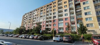 2 IZBOVÝ BYT ATÉNSKA 53 m2 - 3