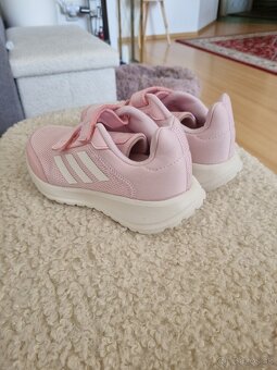 Dievčenské Adidas tenisky veľkosť 33 - 3