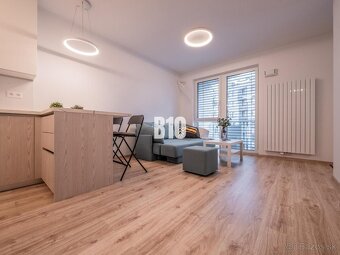 NUPPU - zariadený 2i s GARÁŽOVÝM státím v CENE - 3