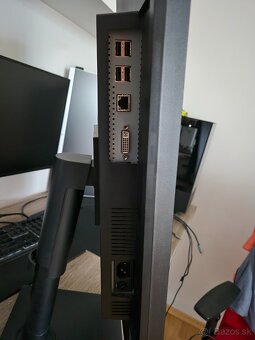 Monitor Samsung NC241 - 3