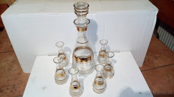 Karafa s pohárikmi - 3