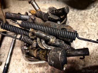 Predam nahradne diely tatra 805 - 3