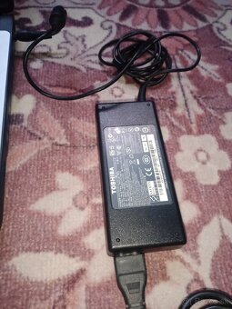 Toshiba Satellite L300-1A3 Systém Unit - 3