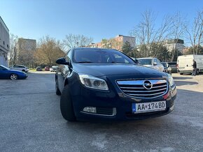 Insignia  2.0 118kw automat6st - 3