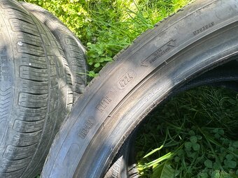 245/35r19 - 3