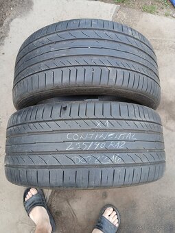 Pneu 255 a 225 R18 continental - 3