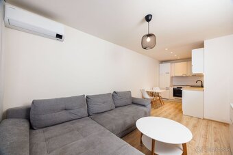 1,5 izbový byt Čingovská ul., sídlisko Nad Jazerom, 3. posch - 3