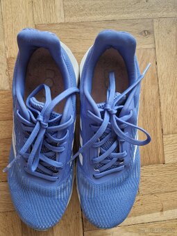 Tenisky Nike Boost v.39 - 3