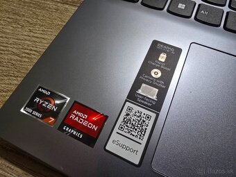 Velky 16 palcovy Lenovo ideapad 3i model 2024 v super stave - 3