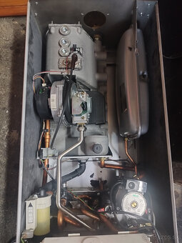 Predám kondenzačný kotol Protherm Lev 28 KKO - 3