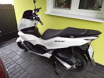 Predám Honda Pcx 125 biela - 3