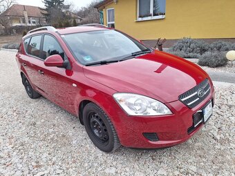KIA CEED 1,6 BENZÍN 85KW ROK 2010 - 3