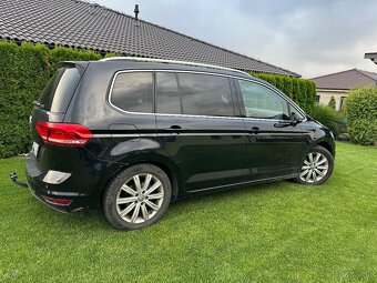 Volkswagen Touran 2.0TDI - 3