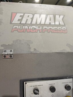 Vysekávací lis ERMAK CPP 1270x30 - 3