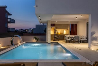 Luxusná kompletne zariadená vila s bazénom / Chorvátsko, Nin - 3