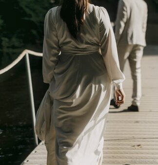 Svadobné šaty značky MiaBella 👰 - 3