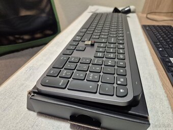 Predám klávesnicu Logitech MX Keys S Graphite - 3