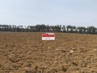 (1.407 m²) POĽNOHOSPODÁRSKY POZEMOK - 3