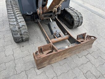 Minibager Bobcat E 19 - 3