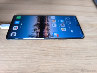 Huawei Nova 10 Black - 3