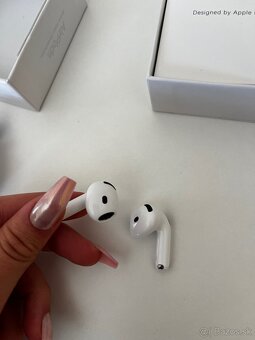 Apple AirPods (2. generácia) – ako nové - 3
