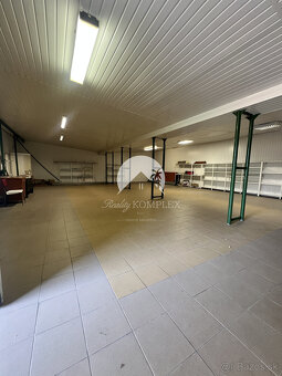 Do NÁJMU ponúkame dom s veľkým skladom na podnikateľské účel - 3