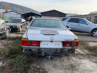 Rozpredam bmw e32 750iL - 3