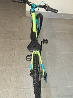 Predám detský bicykel 20kola Cube 200Acid Disc zltomodry - 3