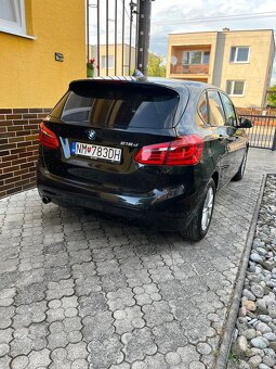 BMW 218d - 3