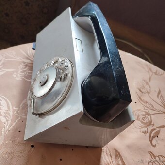 Retro telefon - 3