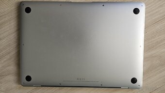 MacBook Air 13" Apple M1, 8GB 256GB - 3