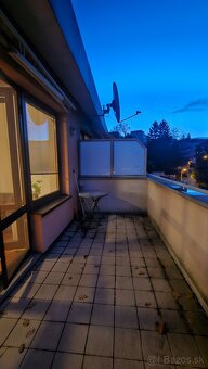 🏡 Prenájom 2-izbového bytu – Slávičie údolie, voľný od 1.12 - 3