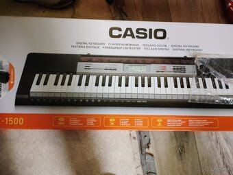 Predám klavír CASIO CTK-1500 - 3