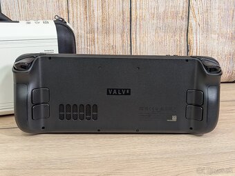Steam Deck LCD 256GB/512GB, krabica, nabíjačka - 3