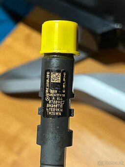 Vstrekovač EJBR04201D - 3