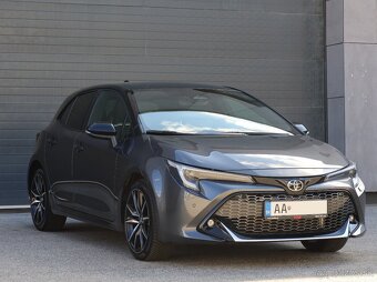 Corolla 2.0 GR SPORT, kúpená v SR, len 9900km,v záruke - 3