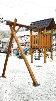 Detské ihrisko, Červený smrek, ručná práca - 3
