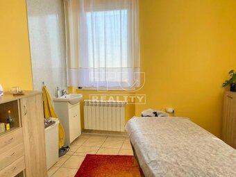 Kancelária - priestor pre služby - 3
