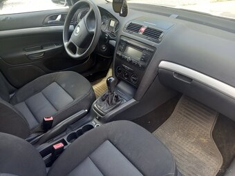 Octavia2 1.6i 75kw LPG - 3