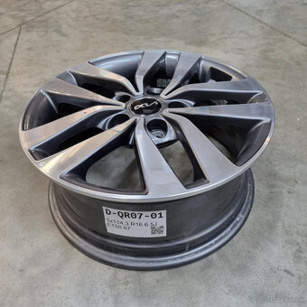 Hyundai disky 5x114,3 R16 6,5J ET50 - 3