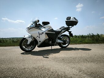 Honda VFR 1200F 2011 - 3