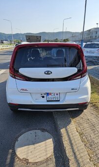 Predám Kia e-Soul 150kw, r.v.2022, 87.000km, v záruke - 3
