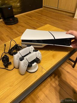 PS5 + 2x dualsense - 3