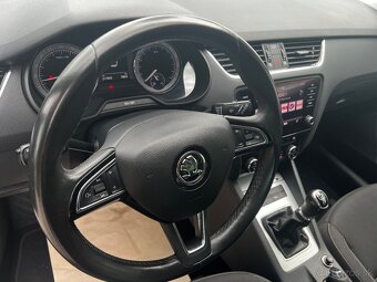 SKODA OCTAVIA COMBI - 3